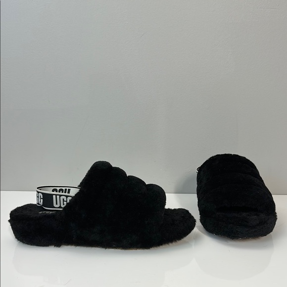 UGG Fluff Yeah Slide Black Slippers Size 11 - Picture 1 of 14